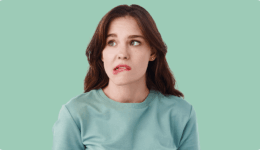 いじけた顔をした女性